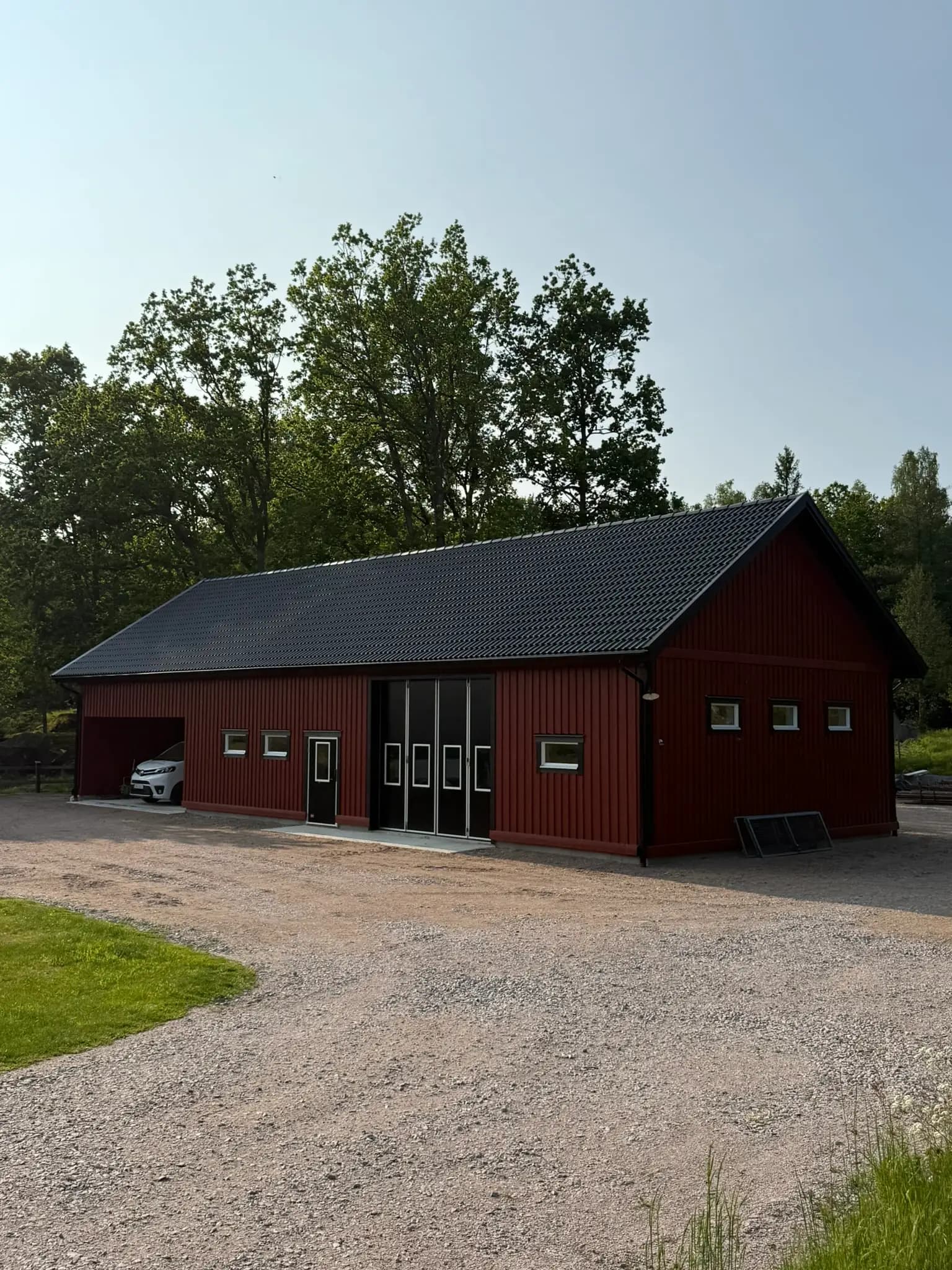 Garage och förråd